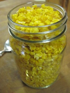24 ounces of dehydrated corn filled a pint jar to the top