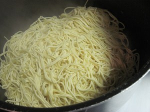 The cooked spaghetti